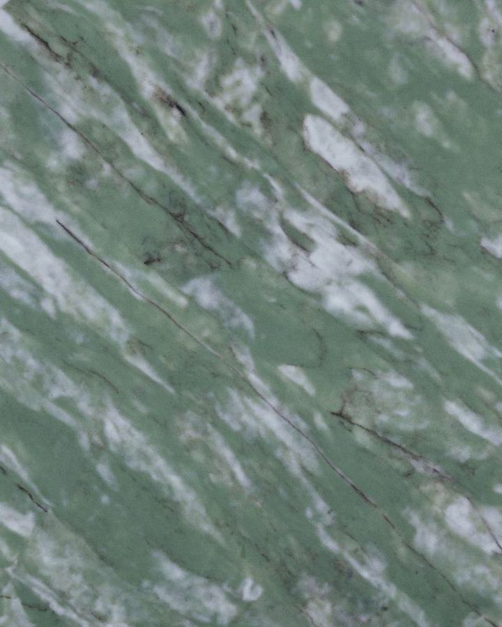 Colour engineered quartz